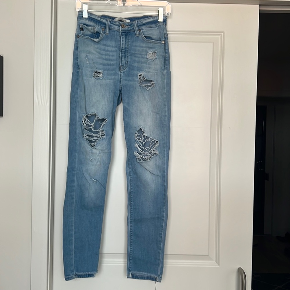 Ripped jeans